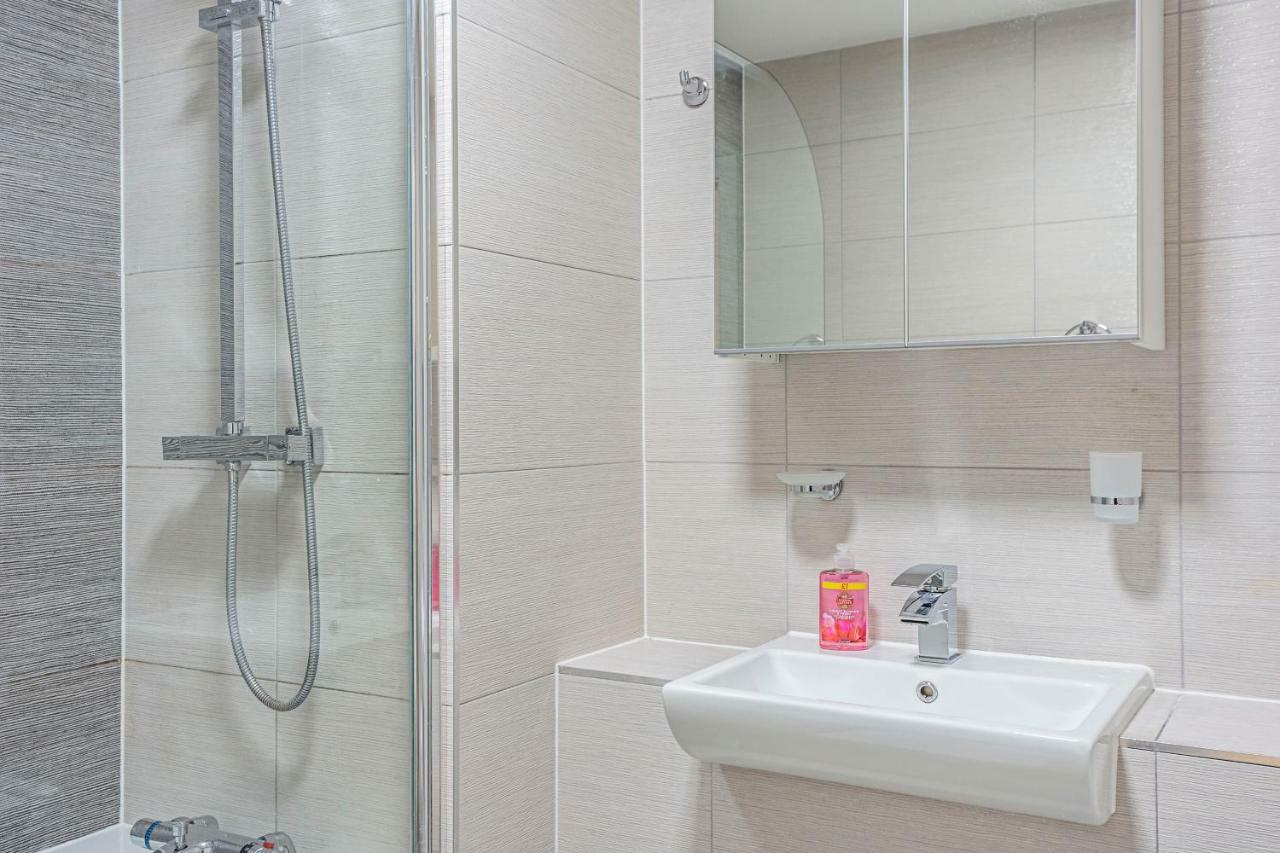 Modern Apartment Canary Wharf Londyn Zewnętrze zdjęcie